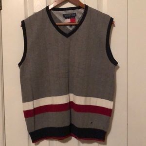 Tommy knit vest